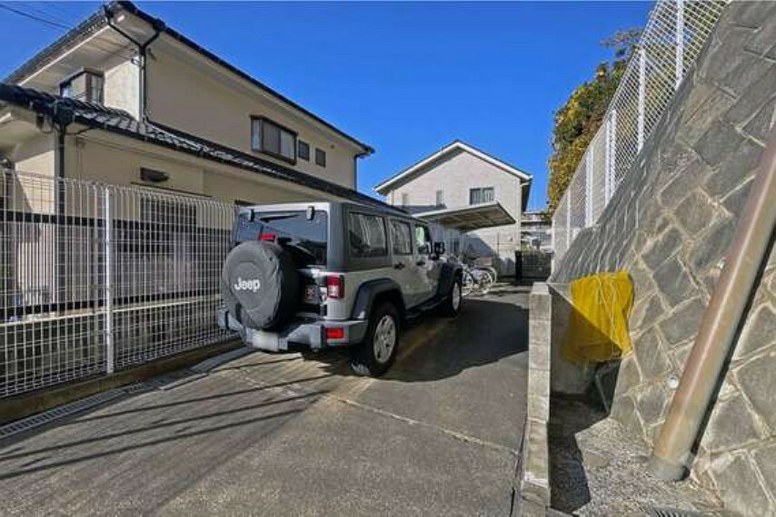 敷地内駐車場 敷地内駐車場（屋外平面式）