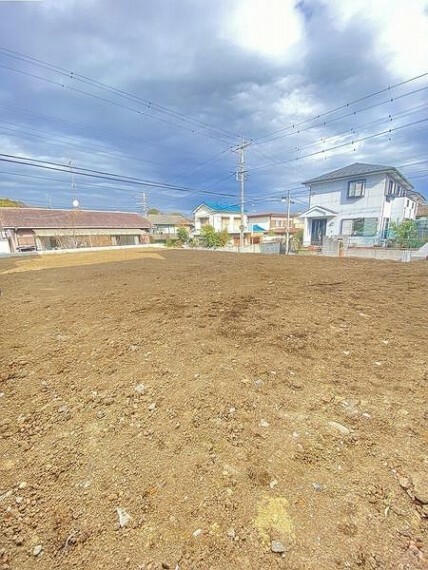 現況写真 間取りのご提案です。開放的な住空間を叶えたいというお客様には、2階リビングに隣接した、ルーフバルコニーもおススメです