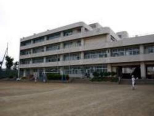 中学校 【中学校】横浜市立平楽中学校まで873m