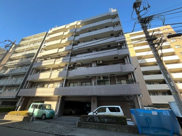 マンションの外観は非常に重要なポイントです！外観の善し悪しは資産価値に大きな影響を与えます。外観のいいマンションを購入することで、高値で売却がしやすく、買い手が見つかりやすいというメリットがあります。