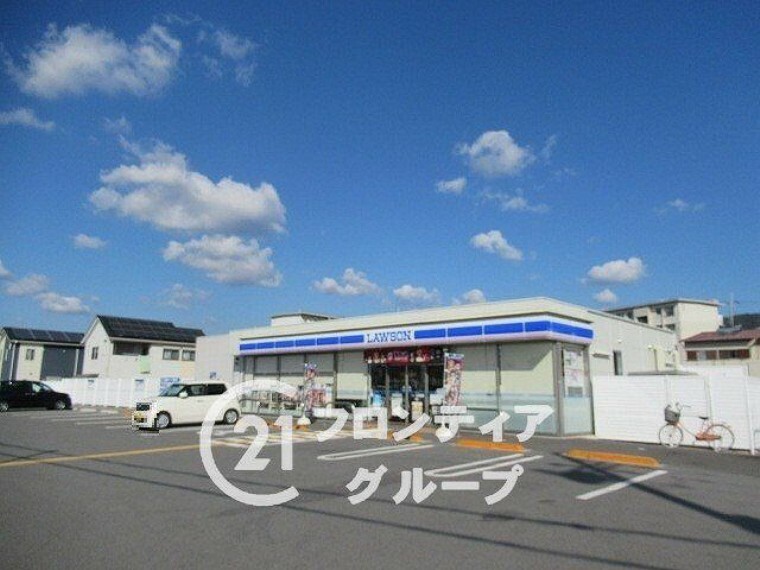 コンビニ ローソン桜井太田店 徒歩23分。