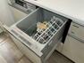 キッチン ビルトイン食洗器を標準装備。 時短・節水に。