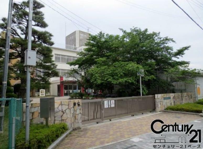 小学校 天理市立柳本小学校