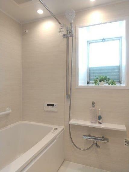 浴室 ■安心の耐震補強工事実施済み、耐震適合証明書取得可能