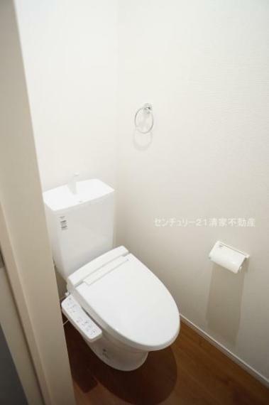 トイレ 1号棟:温水洗浄便座付きトイレ！（2024年04月撮影）