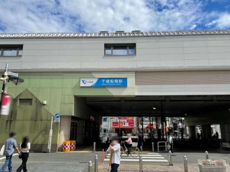 小田急線千歳船橋駅