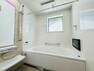 浴室 浴室暖房乾燥機を完備し、夜間や雨天時のお洗濯も安心の浴室設備