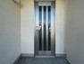 防犯設備 【玄関ドア】サムターンキー・防犯仕様、断熱効果のある玄関ドア