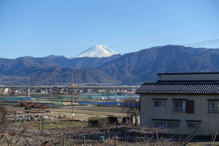 2階ベランダよりの眺望です富士山がよく見えます