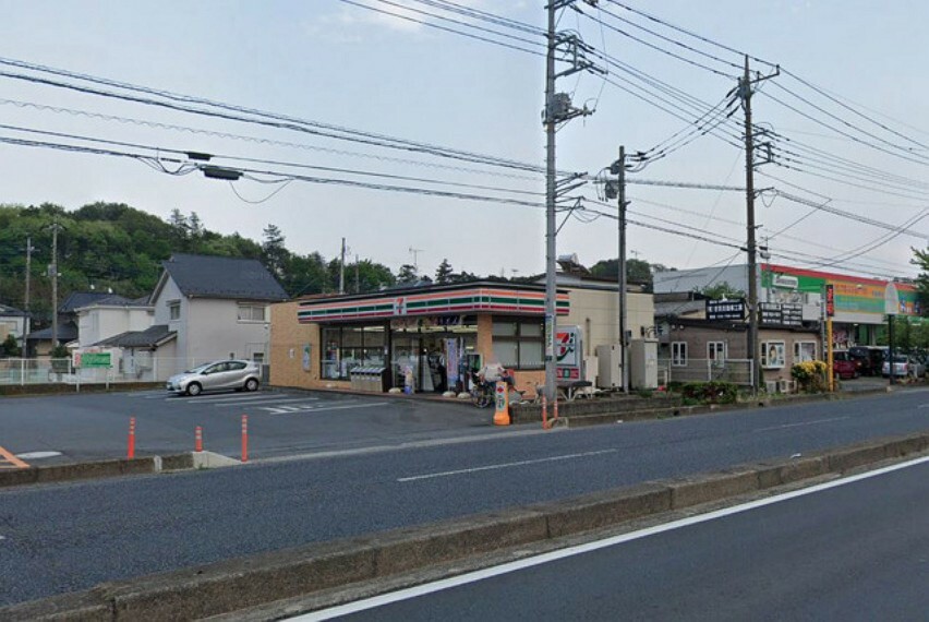 コンビニ セブン-イレブン 蓮田西新宿1丁目店