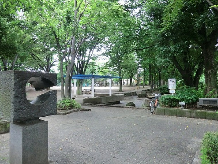 梅里中央公園