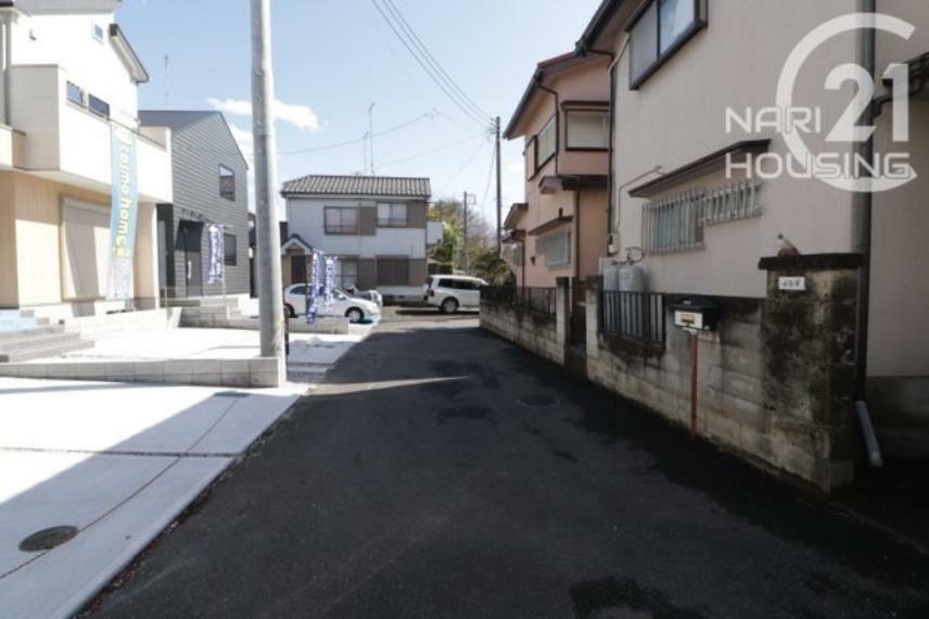 現況写真 前面道路含む現地写真です