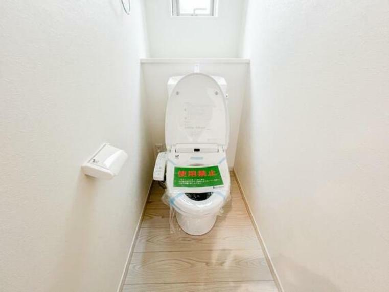トイレ ウォシュレット機能付きトイレです。