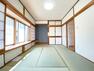 和室 1F6帖の和室は障子と窓に囲まれ、日中明るくお過ごしいただけます。