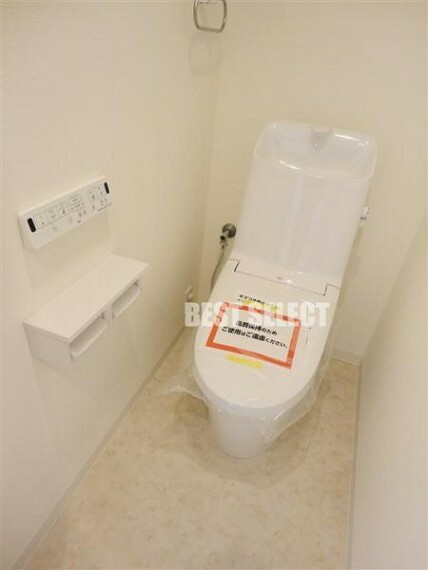 トイレ ■トイレの上部には吊戸棚もあります