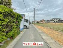 住戸の前面道路です。