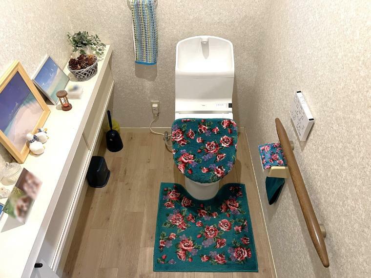 トイレ トイレは広々設計