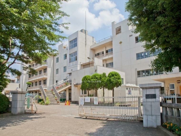 中学校 所沢市立富岡中学校