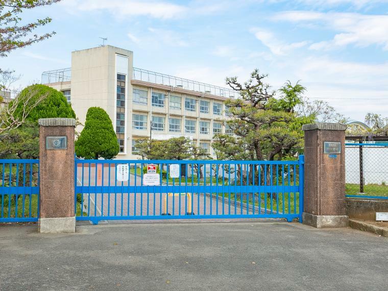 小学校 ■平塚市立港小学校…徒歩14分（1000m）