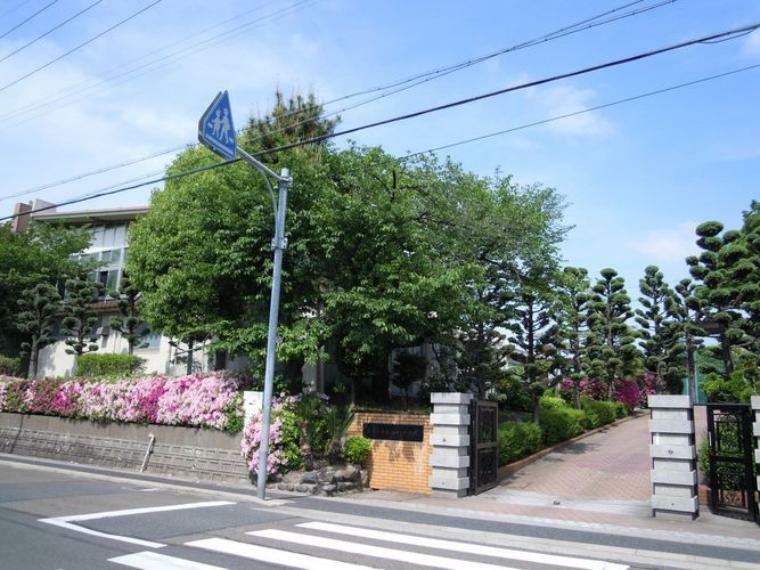 中学校 名古屋市立本城中学校