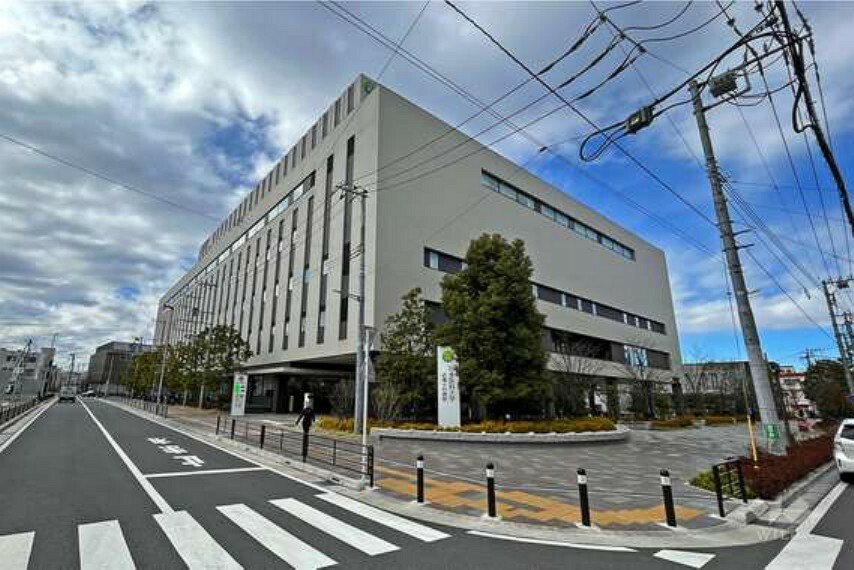 病院 日本医科大学武蔵小杉病院の外観