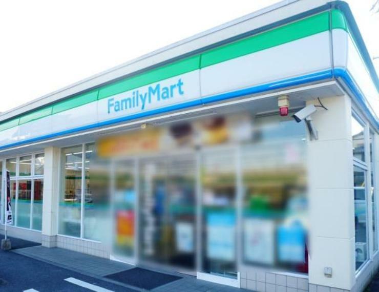 コンビニ ファミリーマート扶桑高雄店 ファミリーマート扶桑高雄店まで702m（徒歩約9分）