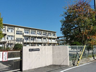 中学校 岡崎市立岩津中学校