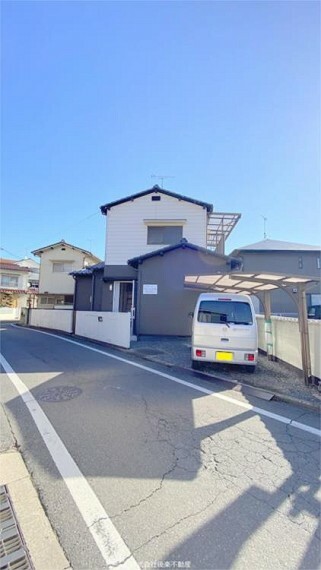 駐車場 カーポート1台分ございます。