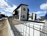 現況外観写真 須賀川三小・三中エリアに全4棟、堂々完成しました。（3月15日撮影写真）