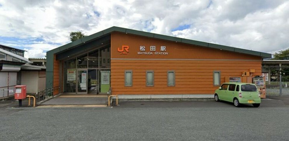 松田駅（JR東海 御殿場線） 徒歩19分。