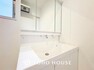 洗面化粧台 「洗面台」シンプルだからこそ使いやすい。スタンダードなデザインの洗面ボウルは清潔感あるホワイトです。