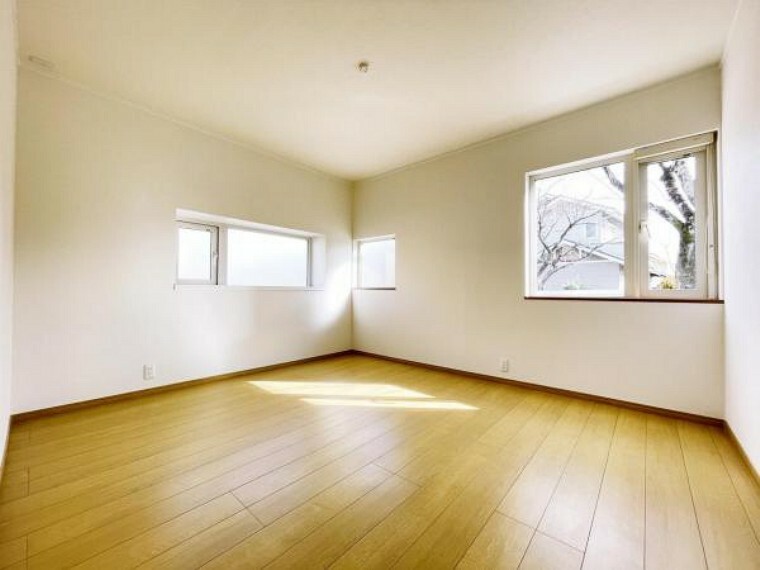 洋室 （1階洋室）全居室6帖以上のゆとりある広さでご用意！家具を配置しても窮屈さを感じないゆとりある広さ！
