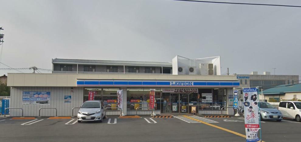 コンビニ 【コンビニエンスストア】ローソン　神戸福吉台店まで595m