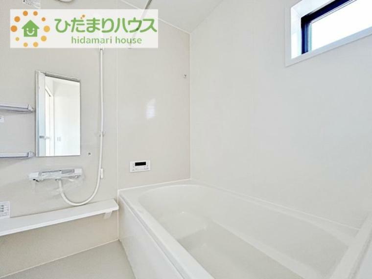 浴室 くつろぎのバスルームはゆったりリラックスできる1坪タイプ