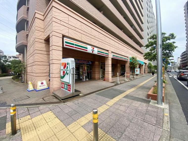 コンビニ セブンイレブン 志木駅南口店（徒歩3分）