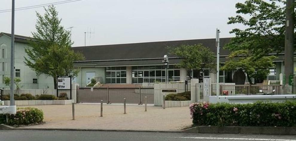 小学校 【小学校】上依知小学校まで378m