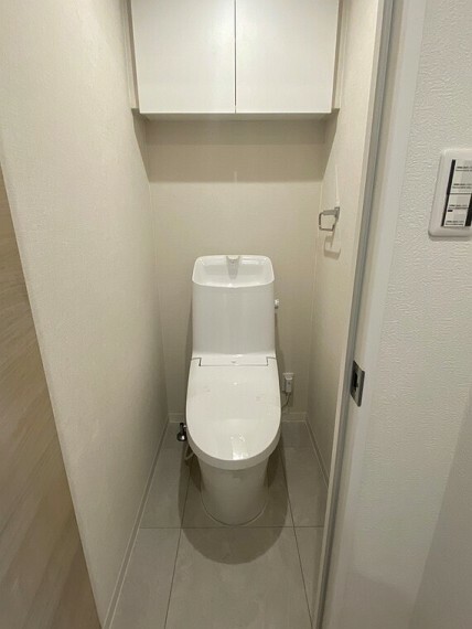 トイレ 温水洗浄機能付トイレ