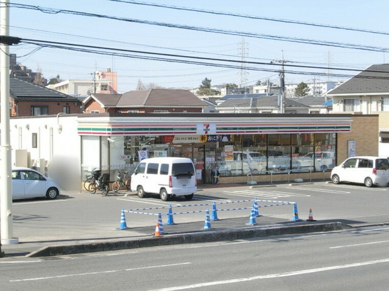 コンビニ セブンイレブン千葉殿台町店