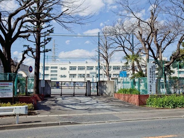小学校 横浜市立原小学校 徒歩8分。