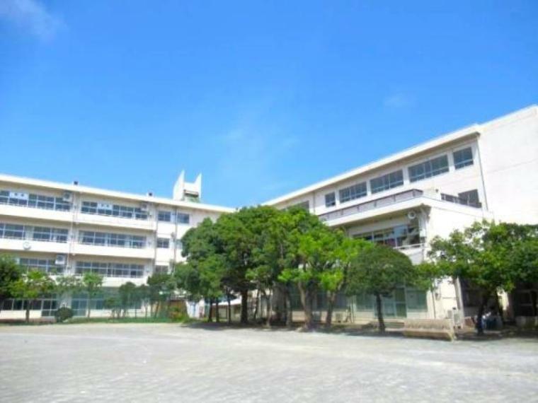 小学校 鎌倉市立七里ガ浜小学校