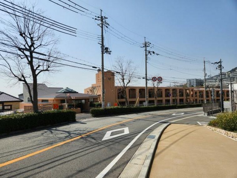 芦屋朝日ケ丘北公園アーバンライフ 2階