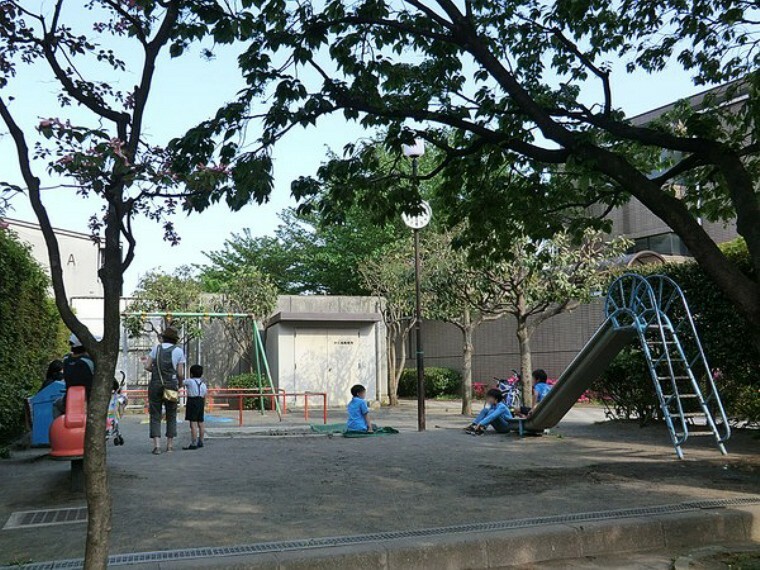 周辺環境 第二曽根児童遊園