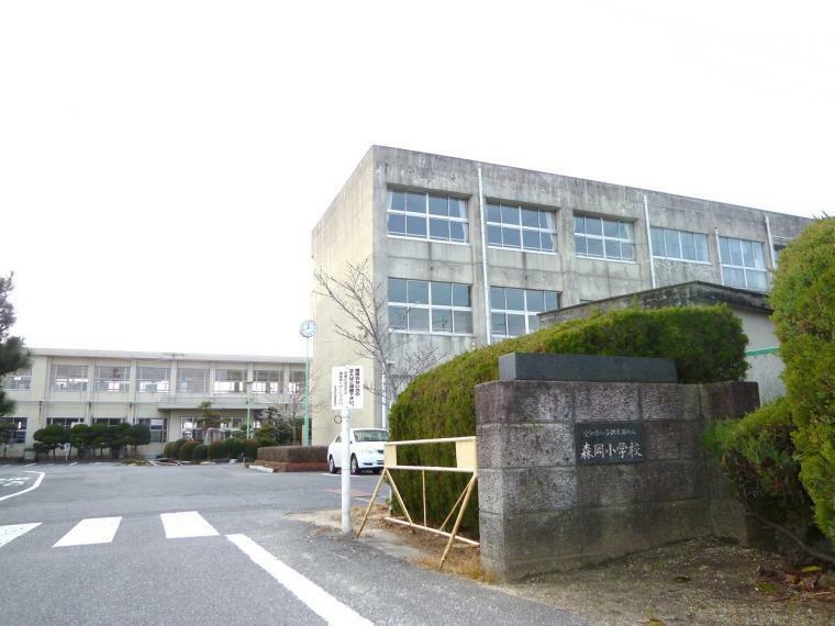 小学校 東浦町立森岡小学校