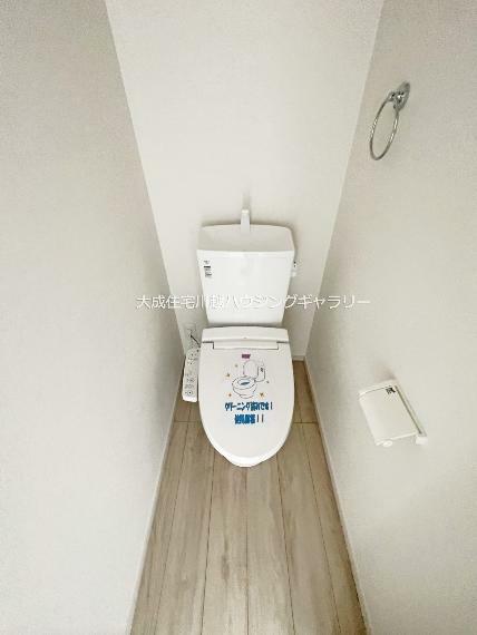 トイレ 1階と2階にお手洗いございます。　2号棟:現地写真2024.5.9撮影