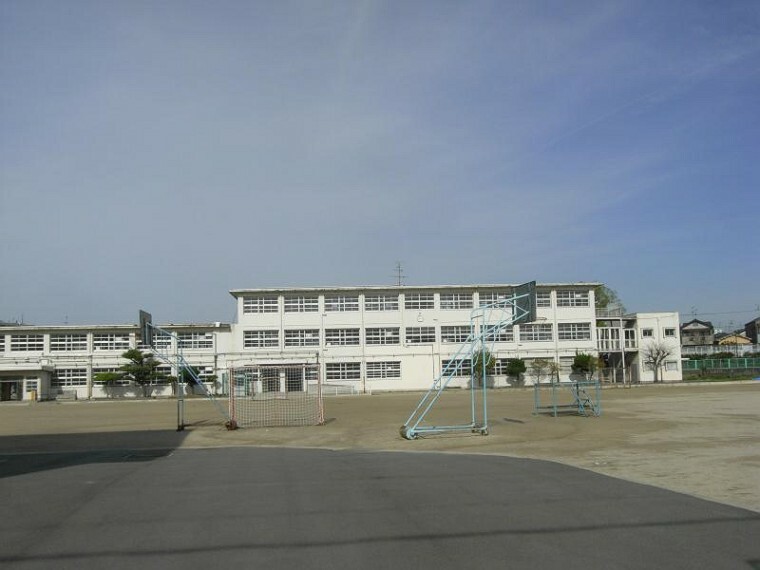 中学校 【中学校】寝屋川市立第七中学校まで1031m