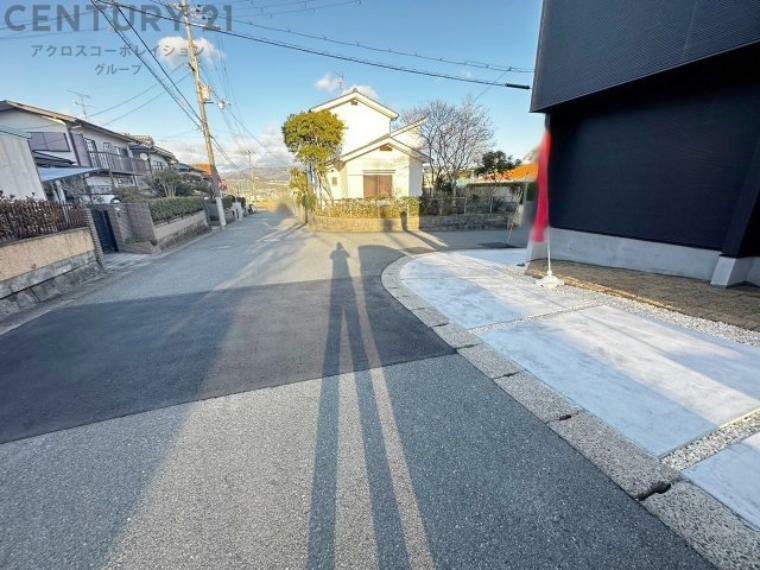 現況写真 前面道路含む現地写真