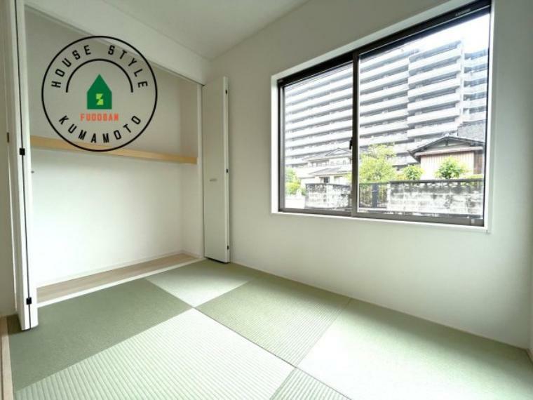 和室 リビング横の和室は、お子様のお昼寝や遊び場としても活躍しそう。