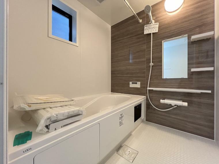 浴室 オートバスシステム・浴室暖房換気乾燥機を搭載した1坪タイプの浴室（1号棟）