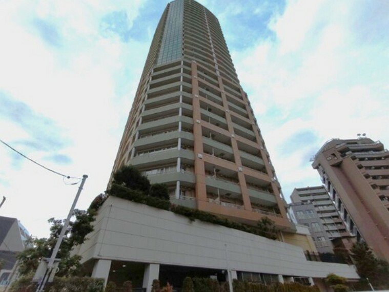 ファーストリアルタワー新宿 31階