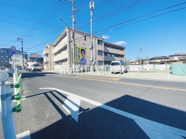 現況写真 接道状況および現場風景　【日野市新町3丁目】